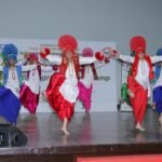 सीटी ग्रुप में सुरताल सांस्कृतिक समागम द्वारा 20वें भांगड़ा प्रशिक्षण शिविर समापन समारोह के दौरान 200 से अधिक प्रतिभागियों ने लिया भाग