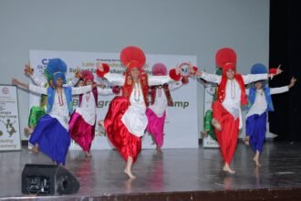 सीटी ग्रुप में सुरताल सांस्कृतिक समागम द्वारा 20वें भांगड़ा प्रशिक्षण शिविर समापन समारोह के दौरान 200 से अधिक प्रतिभागियों ने लिया भाग
