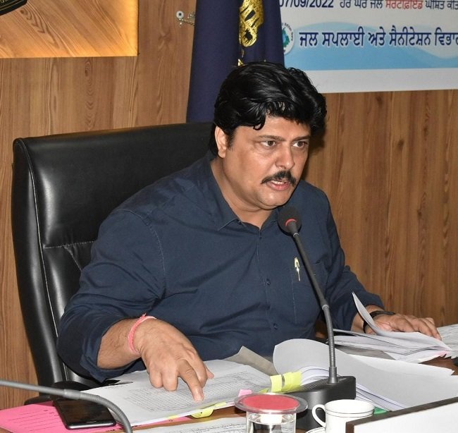 ਕਾਊਂਟਰ ਸਾਈਨਾਂ ਦੇ ਕੰਮ ਨੂੰ ਆਨਲਾਈਨ ਕਰਨ ਲਈ ਈ-ਸਨਦ ਪੋਰਟਲ ਲਾਗੂ, ਵਧੀਕ ਡਿਪਟੀ ਕਮਿਸ਼ਨਰ ਵੱਲੋਂ ਪ੍ਰਵਾਸੀ ਭਾਰਤੀਆਂ ਅਤੇ ਉਨ੍ਹਾਂ ਦੇ ਪਰਿਵਾਰਾਂ ਨੂੰ ਅਪੀਲ, ਆਨਲਾਈਨ ਪੋਰਟਲ ਦੀ ਕੀਤੀ ਜਾਵੇ ਵਰਤੋਂ ਕਾਊਂਟਰ ਸਾਈਨਾਂ ਦੇ ਕੰਮ ਨੂੰ ਆਨਲਾਈਨ ਕਰਨ ਲਈ ਈ-ਸਨਦ ਪੋਰਟਲ ਲਾਗੂ, ਵਧੀਕ ਡਿਪਟੀ ਕਮਿਸ਼ਨਰ ਵੱਲੋਂ ਪ੍ਰਵਾਸੀ ਭਾਰਤੀਆਂ ਅਤੇ ਉਨ੍ਹਾਂ ਦੇ ਪਰਿਵਾਰਾਂ ਨੂੰ ਅਪੀਲ, ਆਨਲਾਈਨ ਪੋਰਟਲ ਦੀ ਕੀਤੀ ਜਾਵੇ ਵਰਤੋਂ