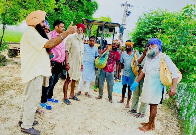 ਖਾਦ ਦੀ ਬਲੈਕ ਜਾਂ ਵਾਧੂ ਸਮਾਨ ਮੜ੍ਹਨ ਵਾਲੇ ਡੀਲਰ ਵਿਰੁੱਧ ਹੋਵੇਗਾ ਪਰਚਾ ਦਰਜ- ਮੁੱਖ ਖੇਤੀਬਾੜੀ ਅਫਸਰ