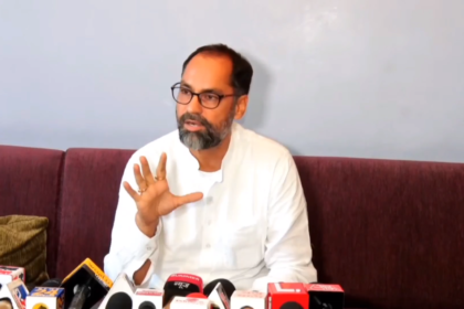 आम आदमी पार्टी ने कांग्रेस उम्मीदवार सुरिंदर कौर को लेकर किया बड़ा खुलासा , कहा- सीनियर डिप्टी मेयर रहते हुए अपने बेटे को निगम में जेई पद पर किया भर्ती