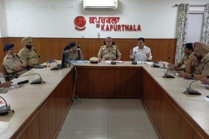 ਡੀ.ਆਈ.ਜੀ. ਵੱਲੋਂ ਲੋਕ ਸ਼ਿਕਾਇਤਾਂ ਦੇ ਫੌਰੀ ਨਿਪਟਾਰੇ ਤੇ ਨਸ਼ਿਆਂ ਦੇ ਮੁਕੰਮਲ ਖਾਤਮੇ ਦੇ ਨਿਰਦੇਸ਼, ਨਸ਼ਿਆਂ ਦੇ ਸਫਾਏ ਲਈ ਮੁਹਿੰਮ ਹੋਵੇਗੀ ਹੋਰ ਤੇਜ਼, ਮੈਡੀਕਲ ਸਟੋਰਾਂ ’ਤੇ ਵੀ ਰਹੇਗੀ ਨਜ਼ਰ