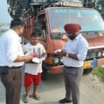 रीजनल ट्रांसपोर्ट अधिकारी ने जालंधर में यातायात नियमों की उल्लंघन करने वाले वाहनों की जांच कर किये ई-चालान