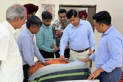 डिप्टी कमिश्नर ने लैदर कंपलैक्स का किया दौरा, सी.ई.टी.पी. की कार्यप्रणाली का लिया जायज़ा