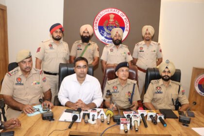 ਚੌਕਸ ਕਮਿਸ਼ਨਰੇਟ ਪੁਲਿਸ ਨੇ ਏਟੀਐਮ ਲੁੱਟਣ ਦੀ ਕੋਸ਼ਿਸ਼ ਨੂੰ ਨਾਕਾਮ ਕੀਤਾ, ਪੁਲਿਸ ਵੱਲੋਂ ਗੈਸ ਕਟਰ ਤੇ ਹੋਰ ਮਸ਼ੀਨਾਂ ਸਮੇਤ ਚਾਰ ਕਾਬੂ