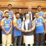 विश्व विजेता टीम इंडिया ने पीएम नरिंदर मोदी के साथ सांझी की जीत की खुशी