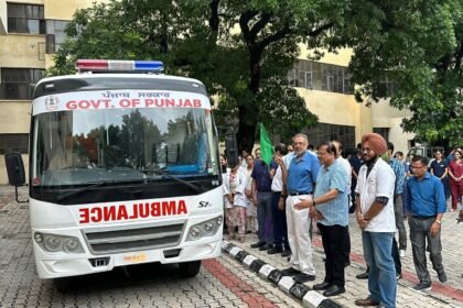 ਸਿਹਤ ਮੰਤਰੀ ਡਾ. ਬਲਬੀਰ ਸਿੰਘ ਵੱਲੋਂ 67 ਲੱਖ ਰੁਪਏ ਦੀ ਲਾਗਤ ਨਾਲ ਤਿਆਰ ਮਾਡਰਨ ਮੋਬਾਇਲ ਡੈਂਟਲ ਕਲੀਨਿਕ ਵੈਨ ਰਵਾਨਾ