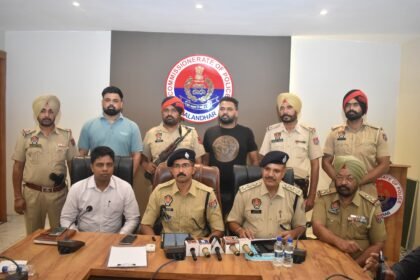 ਕਮਿਸ਼ਨਰੇਟ ਪੁਲਿਸ ਨੇ ਇੰਪੀਰੀਅਲ ਮੈਡੀਕਲ ਹਾਲ ਵਿੱਚ ਹੋਈ ਲੁੱਟ ਦਾ ਮਾਮਲਾ ਸੁਲਝਾਇਆ, ਦੁਕਾਨ ਤੋਂ ਲੁੱਟੀ ਗਈ ਰਕਮ ਸਮੇਤ ਦੋ ਕਾਬੂ