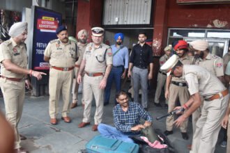 जालंधर रेलवे स्टेशन पर विशेष तलाशी अभियान चलाया गया, ए.डी.जी.पी. कानून एवं व्यवस्था ने स्वतंत्रता दिवस से पहले सुरक्षा उपायों की समीक्षा की