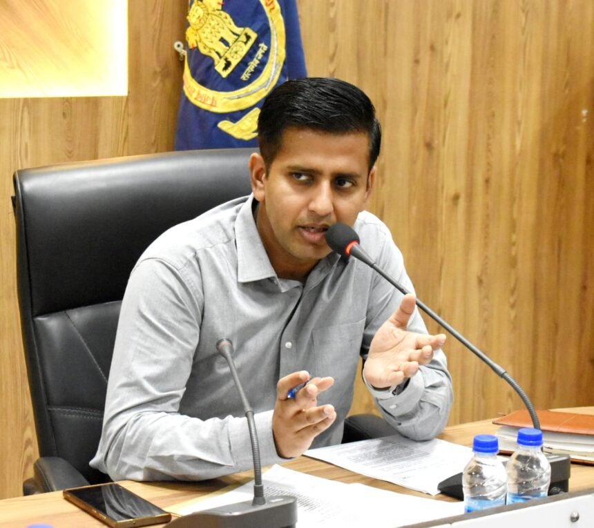 जिला प्रशासन ने पंचायत चुनाव की तैयारी की पूरी, सुबह 8 बजे से शुरू होगा मतदान, 815033 मतदाता अपने मताधिकार का करेंगे प्रयोग