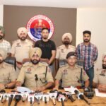 ਕਮਿਸ਼ਨਰੇਟ ਪੁਲਿਸ ਨੇ ਖੋਹ ਦੇ ਦੋਸ਼ ਵਿੱਚ ਦੋ ਨੂੰ ਕੀਤਾ ਗ੍ਰਿਫਤਾਰ ,ਪੀੜਤ ਦਾ ਗੁੱਟ ਤੋੜ ਕੇ ਉਸ ਕੋਲੋਂ ਖੋਹਿਆ ਗਿਆ ਇੱਕ ਮੋਬਾਈਲ ਫ਼ੋਨ ਵੀ ਕੀਤਾ ਬਰਾਮਦ