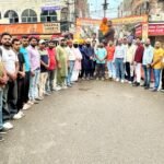 ਕਪੂਰਥਲਾ ਹਲਕੇ ਦੇ ਸੇਵਾਦਾਰ ਅਵੀ ਰਾਜਪੂਤ ਅਤੇ ਉਨ੍ਹਾਂ ਦੀ ਸਮੁੱਚੀ ਟੀਮ ਨੇ ਦੇਸ਼ ਦੇ ਮਹਾਨ ਸਪੁੱਤਰ ਸ਼ਹੀਦ ਭਗਤ ਸਿੰਘ ਨੂੰ ਕੀਤਾ ਨਮਨ