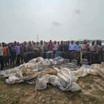 चुनाव को देखते हुए आबकारी विभाग ने चलाया सर्च अभियान, 25520 लीटर शराब, 430 बोतल अवैध शराब, 10 लोहे के ड्रम और एल्यूमीनियम के बर्तन बरामद कर किए नष्ट