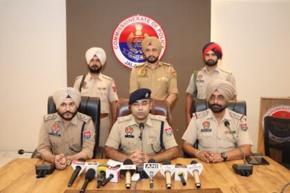 ਕਮਿਸ਼ਨਰੇਟ ਪੁਲਿਸ ਨੇ ਫਰਜ਼ੀ ਡਿਗਰੀ ਰੈਕੇਟ ਦਾ ਕੀਤਾ ਪਰਦਾਫਾਸ਼, 196 ਜਾਅਲੀ ਡਿਗਰੀਆਂ ਸਮੇਤ ਦੋ ਗ੍ਰਿਫ਼ਤਾਰ