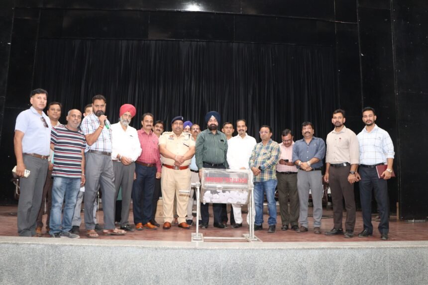 ਕਮਿਸ਼ਨਰੇਟ ਪੁਲਿਸ ਨੇ ਪਟਾਕਿਆਂ ਦੀ ਵਿਕਰੀ ਲਈ 20 ਅਸਥਾਈ ਲਾਇਸੈਂਸ ਜਾਰੀ ਕੀਤੇ