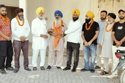 ਨਵੇਂ ਚੁਣੇ ਗਏ ਸਰਪੰਚ ਅਤੇ ਪੰਚਾਂ ਨੂੰ ਚੇਅਰਮੈਨ ਇੰਡੀਅਨ ਨੇ ਕੀਤਾ ਸਨਮਾਨਿਤ