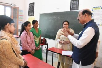कैबिनेट मंत्री मोहिंदर भक्त ने मेगा अभिभावक-शिक्षक बैठक प्रोग्राम में की शिरकत,कहा, सरकारी स्कूलों के आधुनीकरन पर पंजाब सरकार दे रही विशेष ध्यान