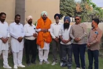 ਸੁਖਵੰਤ ਪੱਡਾ ਨੂੰ ਹਿਊਮਨ ਰਾਈਟਸ ਕੌਂਸਲ ਇੰਡੀਆ ਪੰਜਾਬ ਦਾ ਪ੍ਰਧਾਨ ਬਣਨ ਤੇ ਆਪ ਆਗੂਆਂ ਨੇ ਵਲੋਂ ਕੀਤਾ ਗਿਆ ਸਨਮਾਨਿਤ