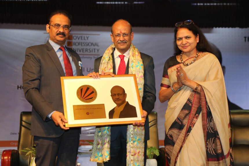 भारत की सुप्रीम कोर्ट के जज माननीय जस्टिस राजेश बिंदल ने एलपीयू में लॉ विद्यार्थियों को संबोधित किया