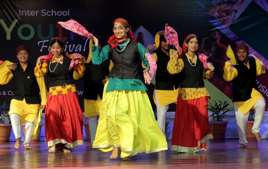 एलपीयू के एनुअल कल्चर प्रोग्राम “स्पेक्ट्रा 2024” में युवाओं ने अपनी प्रतिभा के माध्यम से समाज में बदलाव का दिया संदेश