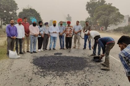 ਪੈਦਲ ਯਾਤਰਾ ਦੇ ਰਸਤੇ ਦੀ ਟੁੱਟੀ ਸੜਕ ਦਾ ਚੇਅਰਮੈਨ ਇੰਡੀਅਨ ਨੇ ਕਰਵਾਇਆ ਨਿਰਮਾਣ