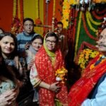 डिविजनल कमिश्नर ने सिद्ध शक्तिपीठ मां अन्नपूर्णा मंदिर में दर्शन-पूजन किया , कहा, धर्म हमें नेक नीति पर चलना सिखाता