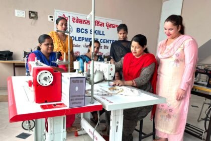 ਸੰਸਥਾ ਬੈਪਟਿਸਟ ਚੈਰੀਟੇਬਲ ਸੁਸਾਇਟੀ ਨੇ ਔਰਤਾਂ ਲਈ ਜੂਟ ਬੈਗਾਂ ਦੀ ਸਿਖਲਾਈ ਲਈ ਲਗਾਇਆ ਕੈਂਪ