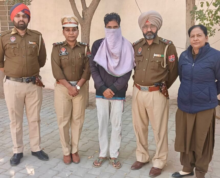 बैंक के साथ 34,92,299 रुपये की हेराफेरी करने के आरोप में भगौड़ा मैनेजर विजिलेंस ब्यूरो द्वारा गिरफ्तार