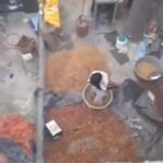 पंजाब में पैरों से कुचलकर बनाई जा रही थी गजक, शौंक से खाने वाले जरूर देखें ये VIDEO