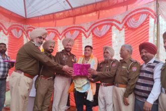 ਐਸ ਐਚ ਓ ਥਾਣਾ ਸਿਟੀ ਕਪੂਰਥਲਾ ਸੰਜੀਵਨ ਜਾਇਸਵਾਲ ਹੋਏ ਸੇਵਾਮੁਕਤ, ਮਹਿਕਮੇ ਨੇ ਦਿੱਤੀ ਰਿਟਾਇਰਮੈਂਟ ਪਾਰਟੀ