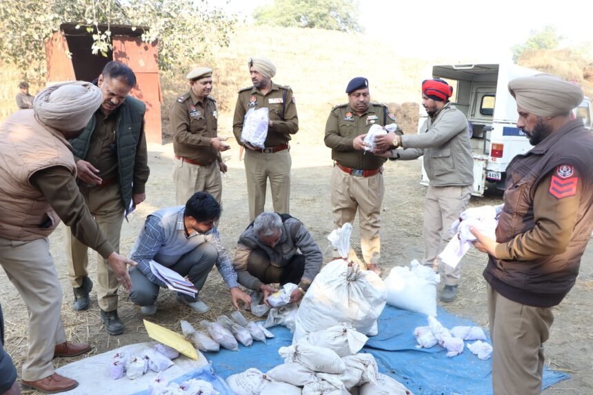 ਕਮਿਸ਼ਨਰੇਟ ਪੁਲਿਸ ਨੇ 65 ਕਿਲੋ 500 ਗ੍ਰਾਮ ਭੁੱਕੀ ਅਤੇ ਤਿੰਨ ਕਿਲੋ ਹੈਰੋਇਨ ਸਮੇਤ ਜ਼ਬਤ ਕੀਤੇ ਗਏ ਭਾਰੀ ਮਾਤਰਾ ਵਿੱਚ ਨਸ਼ੀਲੇ ਪਦਾਰਥਾਂ ਨੂੰ ਕੀਤਾ ਨਸ਼ਟ
