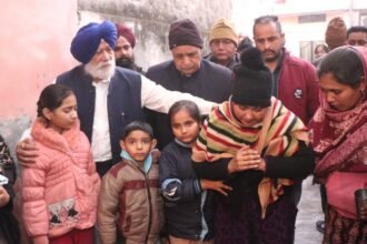 ਜਾਰਜੀਆ ਹਾਦਸੇ ਵਿੱਚ ਮਾਰੇ ਗਏ ਰਵਿੰਦਰ ਕੁਮਾਰ ਦੇ ਪਰਿਵਾਰਕ ਮੈਂਬਰਾਂ ਦੀ ਸਹਾਇਤਾ ਕਰਨ ਲਈ ਪਹੁੰਚੇ ਡਾ.ਐਸ.ਪੀ.ਸਿੰਘ ਓਬਰਾਏ