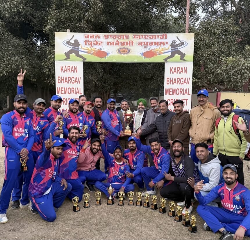 डिप्टी डीईओ प्राइमरी बलविंदर सिंह बट्टू ने क्रिकेट मैच के विजेता खिलाड़ियों को किया सम्मानित