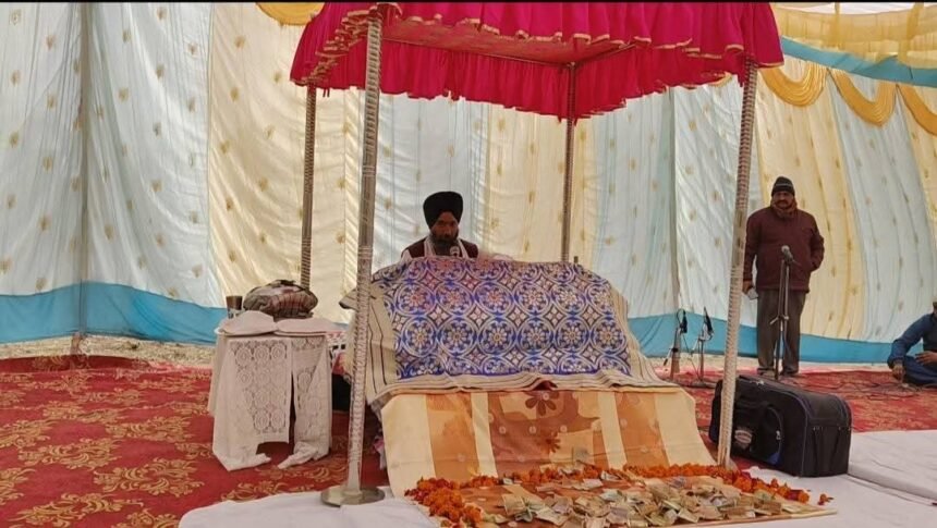 ਨਵੇਂ ਵਰ੍ਹੇ ਦੀ ਆਮਦ ਤੇ ਬਿਜਲੀ ਡਿਪਾਟਮੈਂਟ ਦੇ ਸਮੂਹ ਅਧਿਕਾਰੀਆਂ ਤੇ ਕਰਮਚਾਰੀਆਂ ਵੱਲੋਂ ਕਰਵਾਇਆ ਗਿਆ ਸ੍ਰੀ ਸੁਖਮਨੀ ਸਾਹਿਬ ਜੀ ਦਾ ਪਾਠ