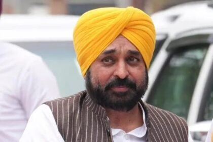 पंजाब CM भगवंत मान के घर EC की रेड, कपूरथला हाउस की तलाशी लेने पहुंची टीम