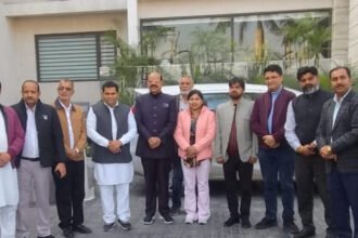 पार्षद समयबद्ध ढंग से करवाए जनता की मुश्किलों को हल : मोहिंदर भगत