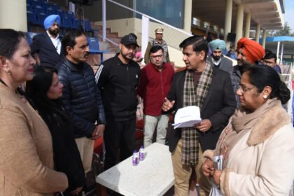 ज़िला स्तरीय गणतंत्र दिवस समागम दौरान कैबिनेट मंत्री अमन अरोड़ा फहराएंगे राष्ट्रीय ध्वज, डिप्टी कमिश्नर ने समागम की रिहर्सल का लिया जायज़ा