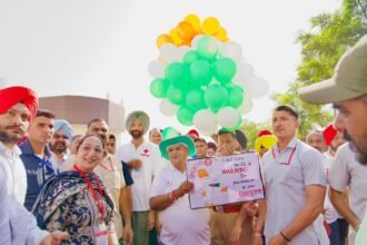 ਰਾਜਪਾਲ ਪੰਜਾਬ ਨੇ ਪਿੰਡ ਨਵਾਂ ਪਿੰਡ ਤੋ ਪੰਧੇਰ ਤੱਕ ਨਸ਼ਿਆਂ ਵਿਰੁੱਧ ਪੈਦਲ ਯਾਤਰਾ ਦੀ ਕੀਤੀ ਅਗਵਾਈ