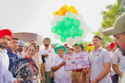 ਰਾਜਪਾਲ ਪੰਜਾਬ ਨੇ ਪਿੰਡ ਨਵਾਂ ਪਿੰਡ ਤੋ ਪੰਧੇਰ ਤੱਕ ਨਸ਼ਿਆਂ ਵਿਰੁੱਧ ਪੈਦਲ ਯਾਤਰਾ ਦੀ ਕੀਤੀ ਅਗਵਾਈ