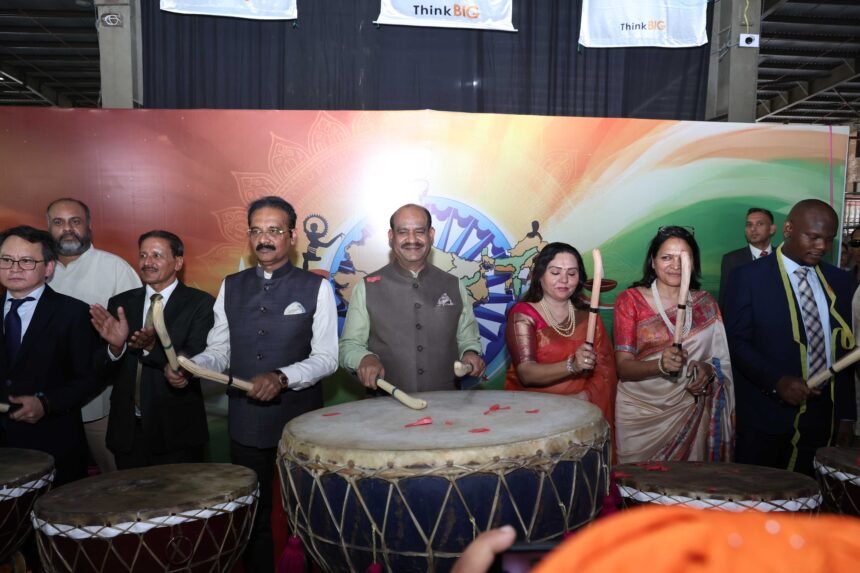 लोकसभा अध्यक्ष ओम बिरला ने एलपीयू के वार्षिक उत्सव ‘एक भारत, एक विश्व’ का किया उद्घाटन