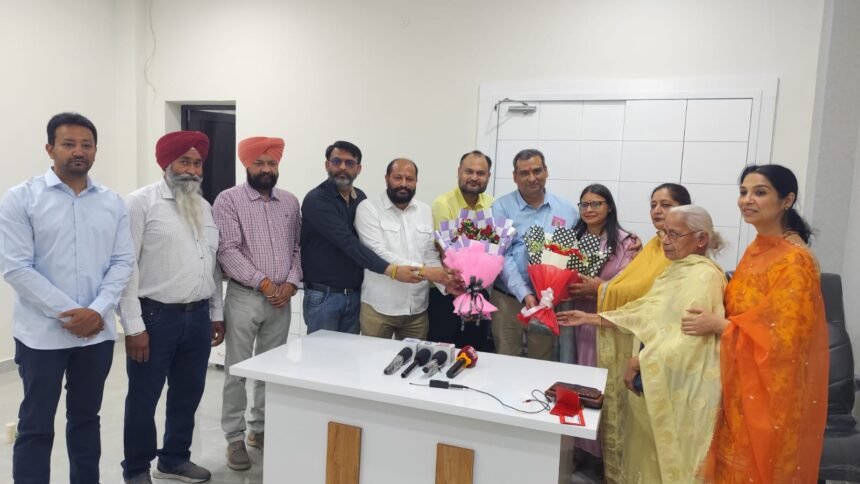 ਨਵੀਂ ਤਕਨੀਕ ਅਤੇ ਨਵੀਂ ਸੋਚ ਲੈਕੇ ਸੁਸ਼ਮਾ ਮੈਮੋਰੀਅਲ ਡੈਂਟਲ ਹਸਪਤਾਲ ਅਤੇ ਇੰਮਪਲਾਂਟ ਸੈਂਟਰ ਦਾ ਹੋਇਆ ਉਦਘਾਟਨ