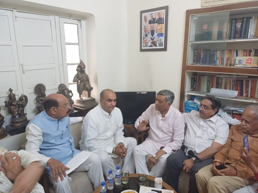 कैबिनेट मंत्री मोहिंदर भगत ने मनोरंजन कालिया का जाना हाल-चाल, कहा हमलों के पीछे लॉरेंस बिश्नोई और उसके पाकिस्तानी आकाओं का हाथ