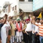 लुधियाना उप चुनाव जीतने पर आम आदमी पार्टी द्वारा लड्डू बांटे गए