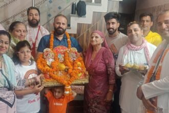 रथ यात्रा के उपलक्ष्य मे इस्कओन द्वारा बड़े हर्ष उल्लास से निकाली गई 20वी संध्या फेरी