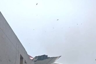 अहमदाबाद में टेकऑफ के दौरान एयर इंडिया का विमान क्रैश, 242 लोग थे सवार