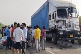 तेज रफ्तार कैंटर और जीप के बीच टक्कर, दूल्हा-दुल्हन समेत 5 की मौत-6 गंभीर घायल