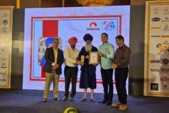 ਸਰਪੰਚ ਹਰਜਿੰਦਰ ਸਿੰਘ ਰਾਜਾ ਨੂੰ ਪੰਜਾਬ ਰਤਨ ਸਮਾਰੋਹ ਵਿੱਚ ਕੀਤਾ ਗਿਆ ਸਨਮਾਨਿਤ