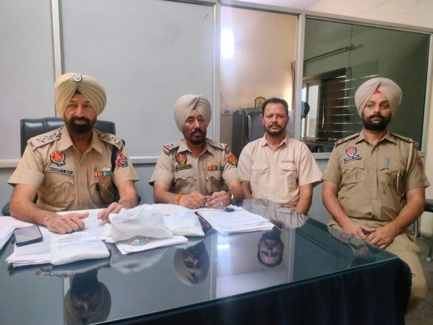 करतारपुर पुलिस ने 24 घंटे के अंदर लूट करने वाले 4 लुटेरों को किया गिरफ्तार