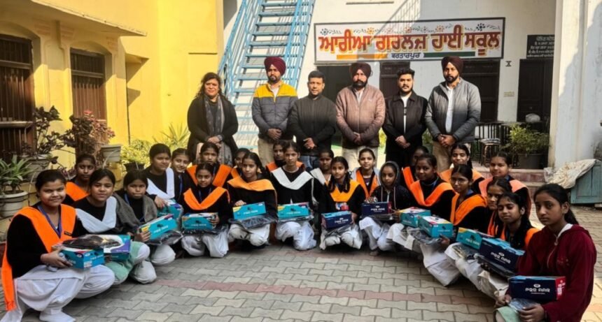 ਪੁਲਿਸ ਸਾਂਝ ਕੇਂਦਰ ਕਰਤਾਰਪੁਰ ਵੱਲੋਂ ਆਰੀਆ ਗਰਲਜ਼ ਹਾਈ ਸਕੂਲ ਵਿਖੇ ਕਰਵਾਇਆ ਗਿਆ ਸੈਮੀਨਾਰ