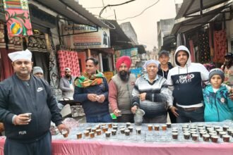 अमर शहीद बाबा मोतीराम मेहरा, माता गुजरी एवं चारों साहबजादो  की शहादत को समर्पित लगाया गया दूध का लंगर
